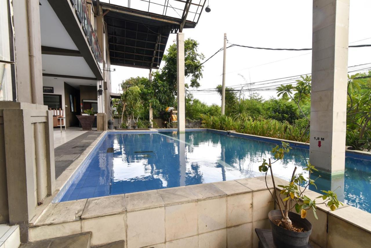 Reddoorz Plus @ Raya Legian Exteriér fotografie