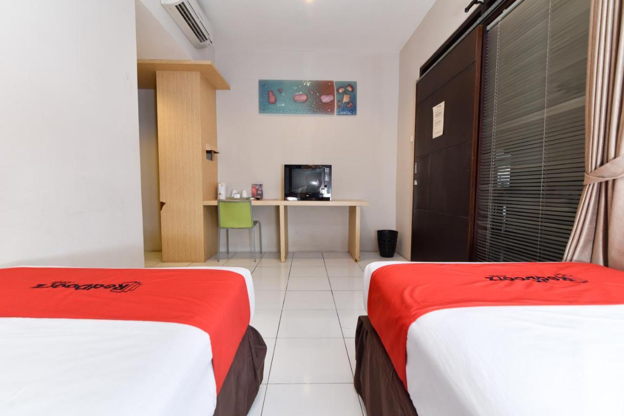 Reddoorz Plus @ Raya Legian Exteriér fotografie